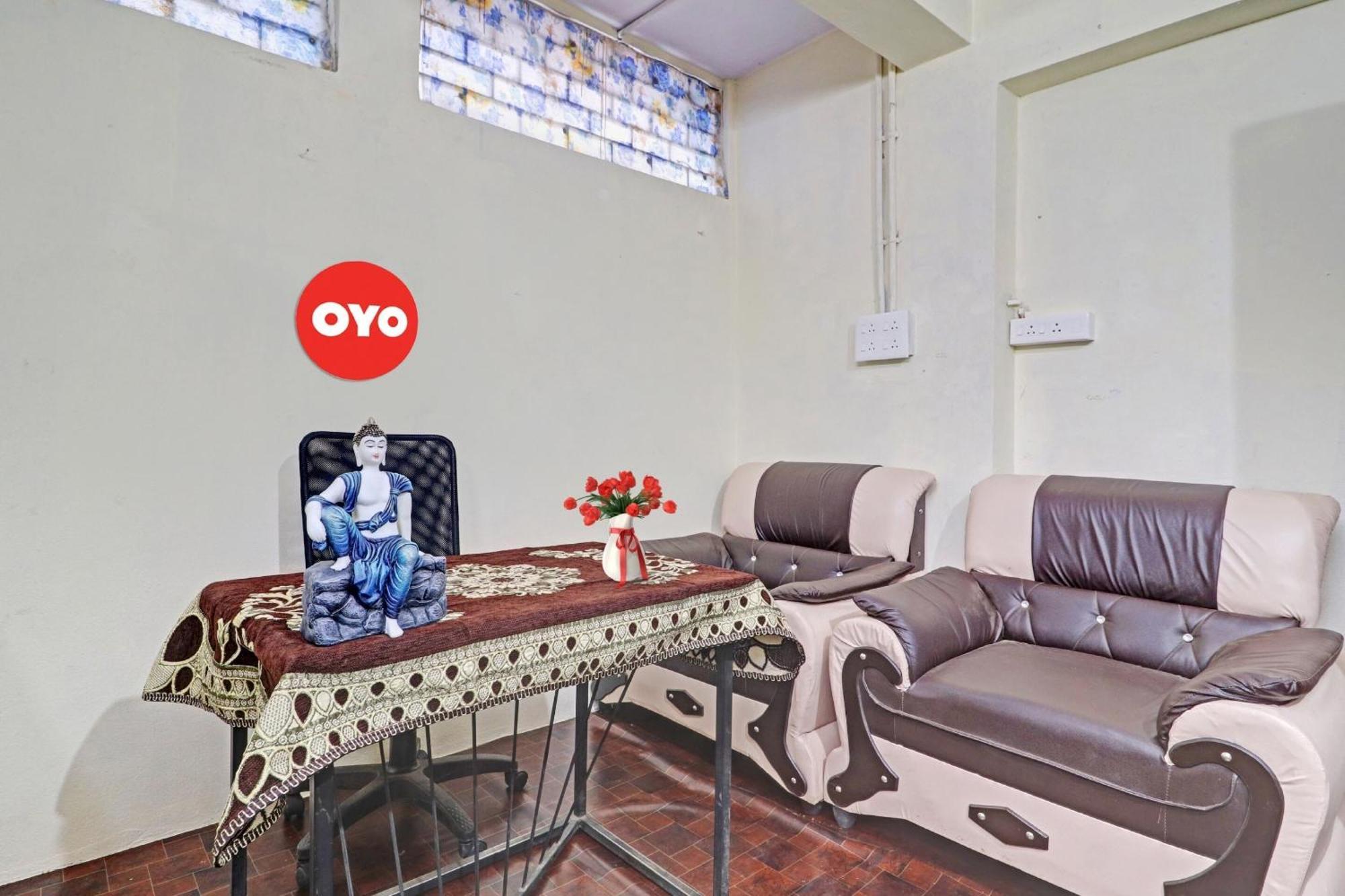 Hotel O Vasista Residency ハイデラバード エクステリア 写真